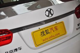 2013款北京绅宝2.0T舒适版