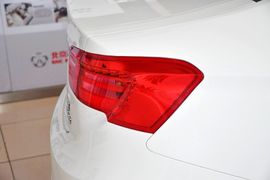 2013款北京绅宝2.0T舒适版