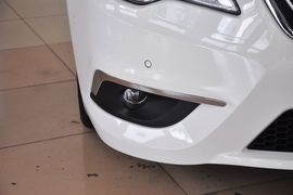 2013款北京绅宝2.0T舒适版