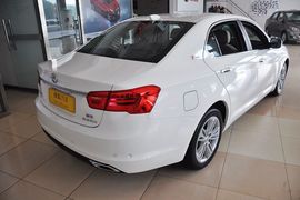 2013款北京绅宝2.0T舒适版