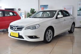 2013款北京绅宝2.0T舒适版