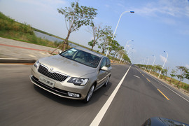 2014款斯柯达速派2.0TSI