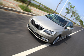 2014款斯柯达速派2.0TSI