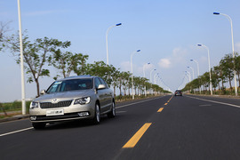 2014款斯柯达速派2.0TSI