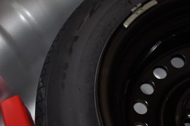 2013款日产骊威1.6XE
