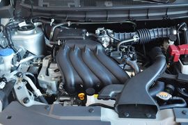 2013款日产骊威1.6XE