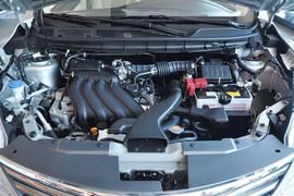 2013款日产骊威1.6XE