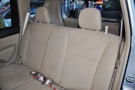 2013款日产骊威1.6XE