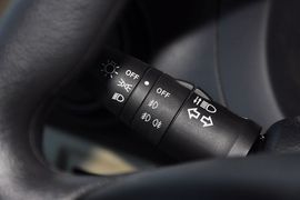 2013款日产骊威1.6XE