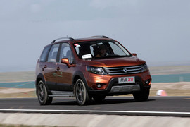 2013款东风风行景逸X5试驾实拍