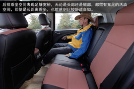 2013款东风风行景逸X5试驾实拍