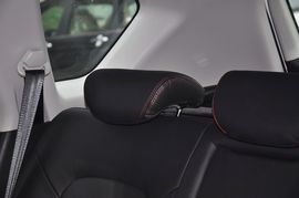 2013款哈弗H6运动版1.5T手动两驱尊贵型