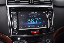 2013款哈弗H6运动版1.5T手动两驱尊贵型