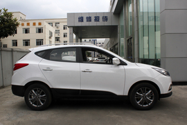 温州站实拍改款现代ix35