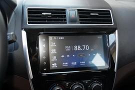 2017款东风风行景逸X3