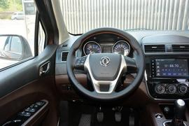 2017款东风风行景逸X3