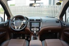 2017款东风风行景逸X3