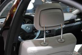 奔驰E300