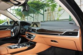 2017款宝马730Li