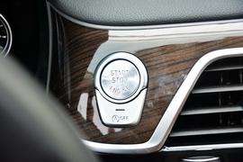2017款宝马730Li