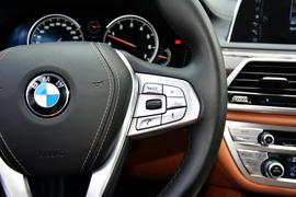2017款宝马730Li