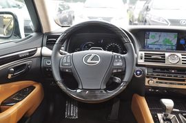 2014款雷克萨斯LS600hL