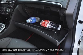 2014款别克新君威2.4L豪华时尚型图解