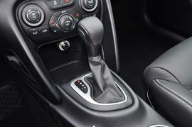 2013款菲亚特菲翔1.4T自动周年纪念版