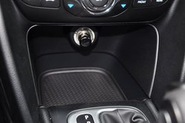 2013款菲亚特菲翔1.4T自动周年纪念版