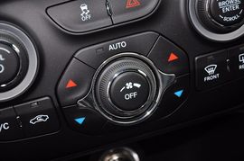 2013款菲亚特菲翔1.4T自动周年纪念版