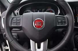 2013款菲亚特菲翔1.4T自动周年纪念版