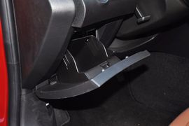 2014款别克全新君威2.4SIDI手自一体型到店实拍