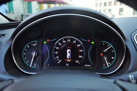2014款别克全新君威2.4SIDI手自一体型到店实拍