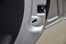 2013款起亚索兰托2.4GDI
