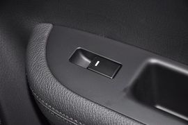 2013款起亚索兰托2.4GDI