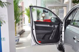 2013款起亚索兰托2.4GDI