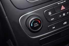 2013款起亚索兰托2.4GDI