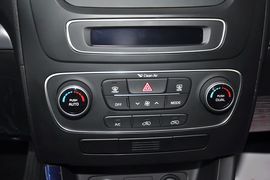2013款起亚索兰托2.4GDI