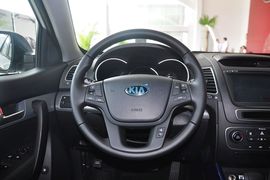 2013款起亚索兰托2.4GDI