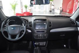 2013款起亚索兰托2.4GDI