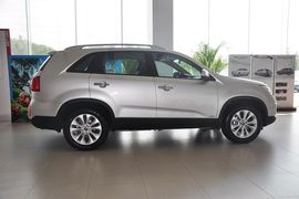 2013款起亚索兰托2.4GDI