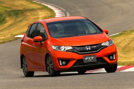 本田新款飞度海外试驾