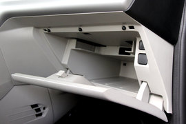 全新爱丽舍1.6L豪华型