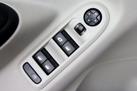 全新爱丽舍1.6L豪华型
