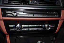 2014款宝马520Li典雅型