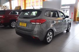 2013款起亚新佳乐2.0L