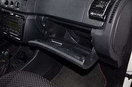 2014款斯柯达晶锐1.6L手自一体Sport版