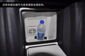 2013款长安沃尔沃S80L到店实拍