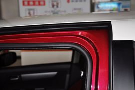 2013款长安铃木雨燕1.5L手动20周年限量版