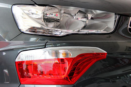 全新爱丽舍1.6L豪华型实拍图解